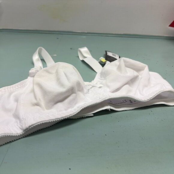 Bali Classic Support 36B Bra - Picture 2 of 7